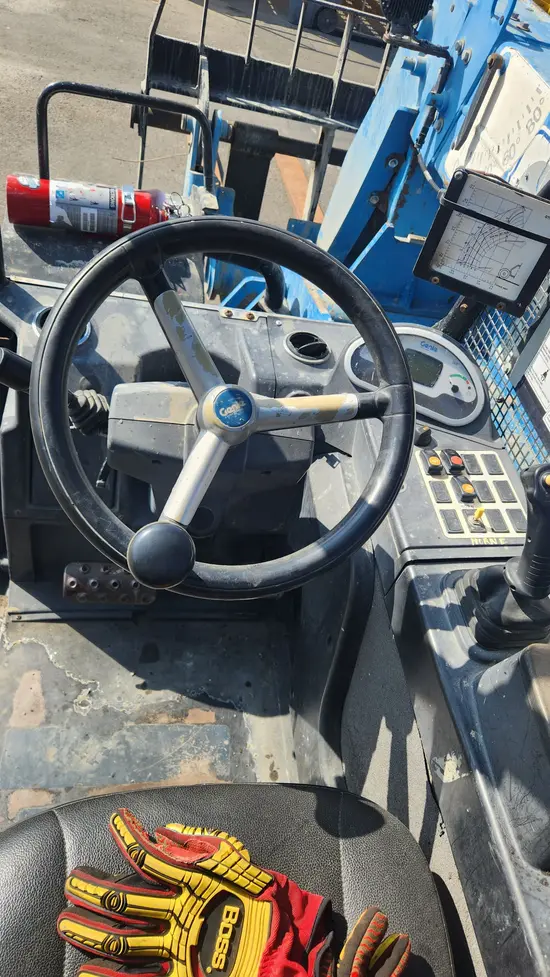 2015 Genie GTH-5519 Forklift