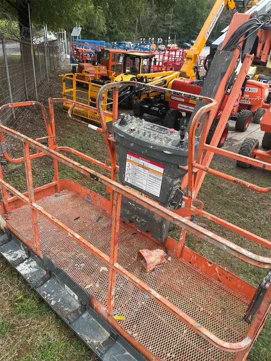 2017 JLG 860SJ Boom Lift