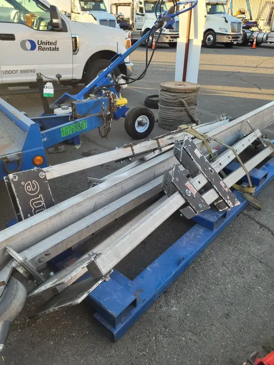 2018 EME 11000R-15 Crane