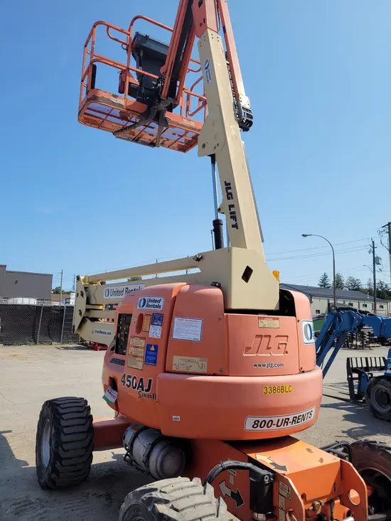 2014 JLG 450AJ Articulating Boom Lift