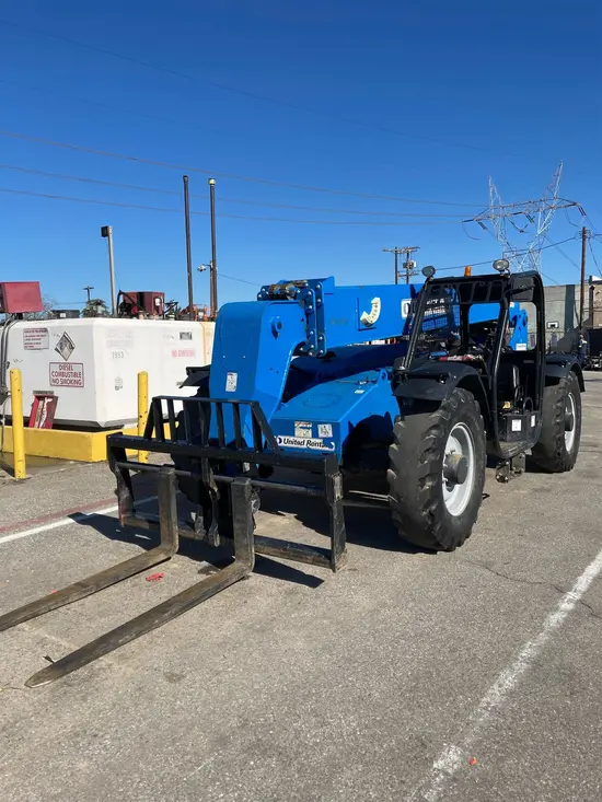 2015 Genie GTH-844 Forklift