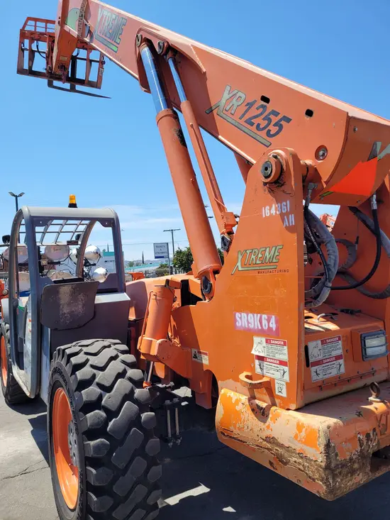 2013 XTREME XR1255 Forklift