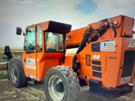 2017 SKYTRAK 10054 Forklift