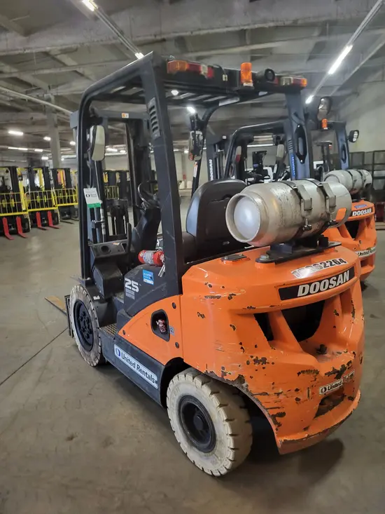 2019 Doosan G25P-7DF Warehouse Forklift