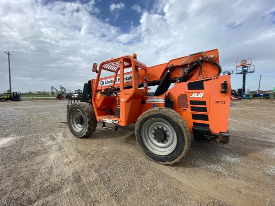 2016 SKYTRAK 6042 Forklift
