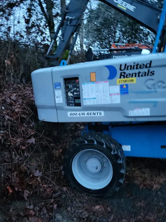 2016 Genie S-85 Boom Lift