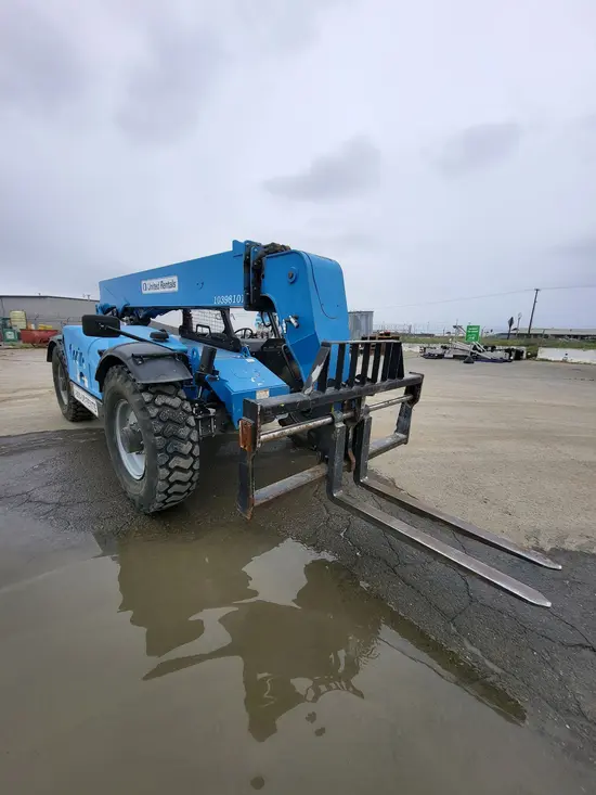 2015 Genie GTH-844 Forklift