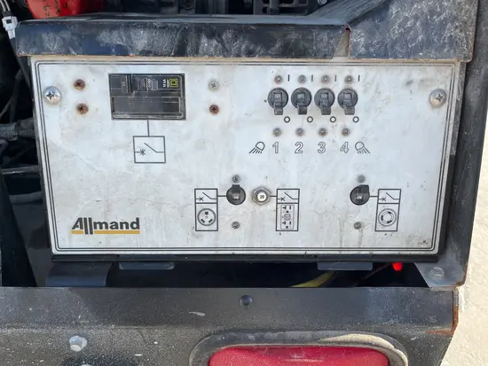 2019 Allmand NLV-ML3EC Portable Work Light