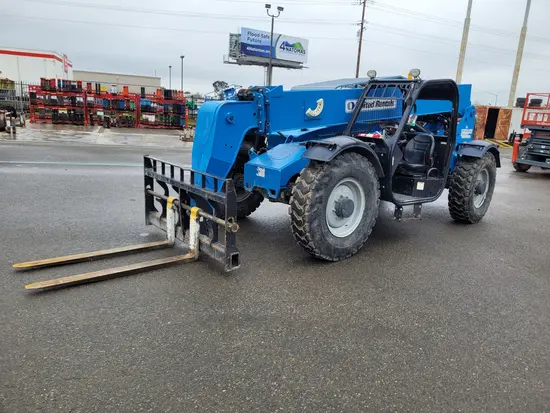 2015 Genie GTH-844 Forklift
