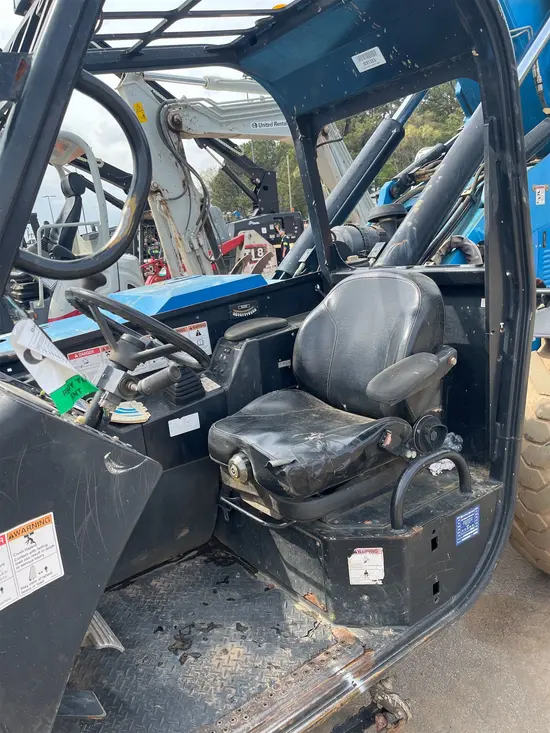 2016 Genie GTH-1056 Forklift
