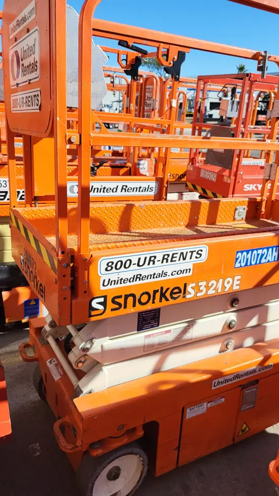2017 Snorkel S3219E Scissor Lift