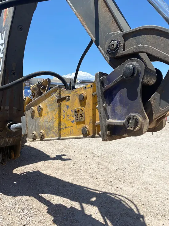 2017 SOOSAN CB500 Attachment
