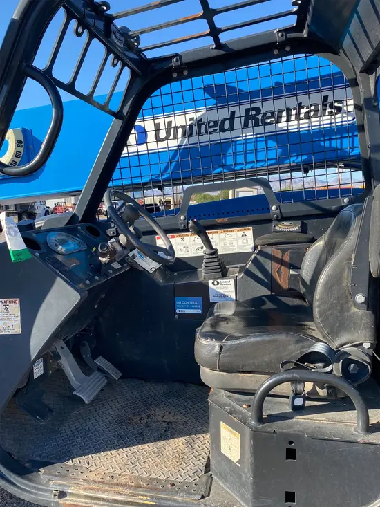 2015 Genie GTH-844 Forklift