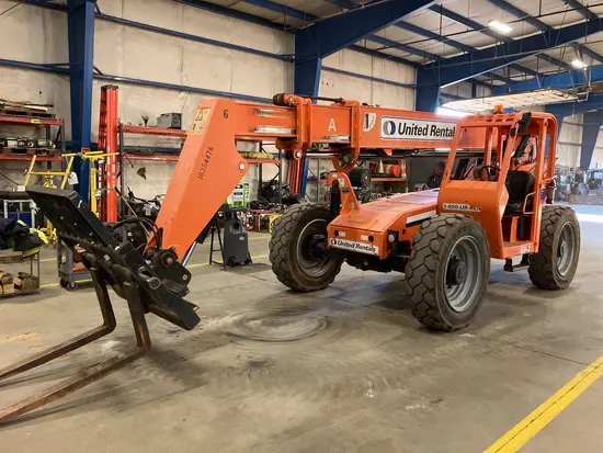 2015 SKYTRAK 6042 Forklift