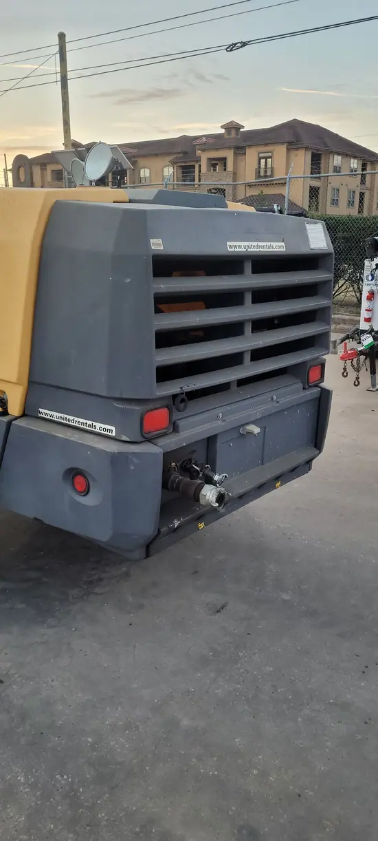 2017 Atlas Copco XAS440JD T4F Air Compressor