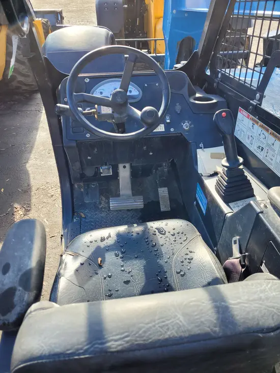 2015 Genie GTH-844 Forklift