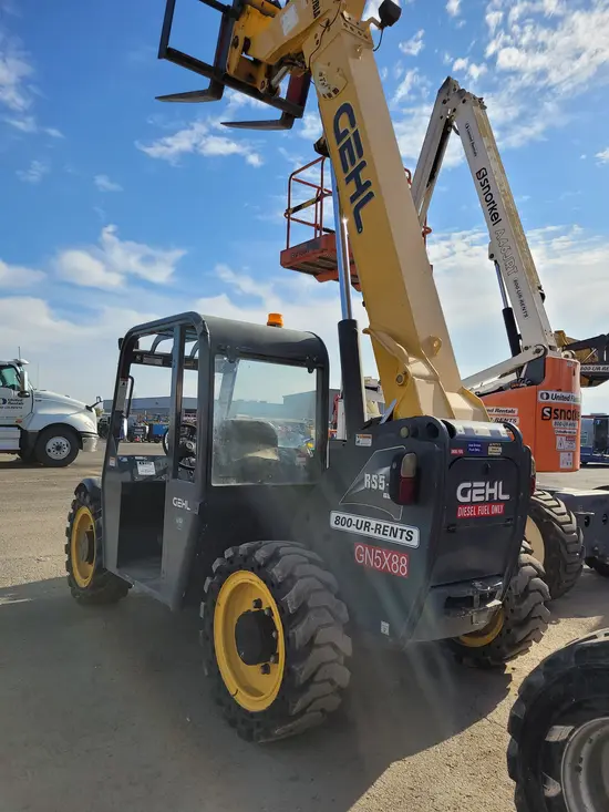 2017 Gehl RS5-19 Forklift
