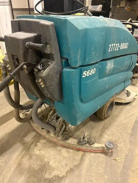 2017 Tennant M-5680 Scrubber