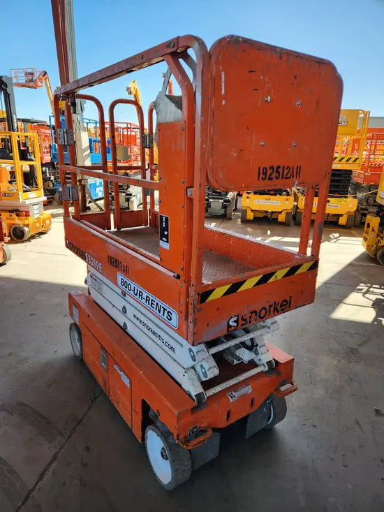 2017 Snorkel S3219E Scissor Lift
