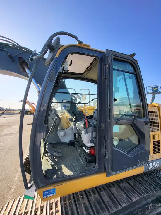 2018 John Deere 135G Excavator