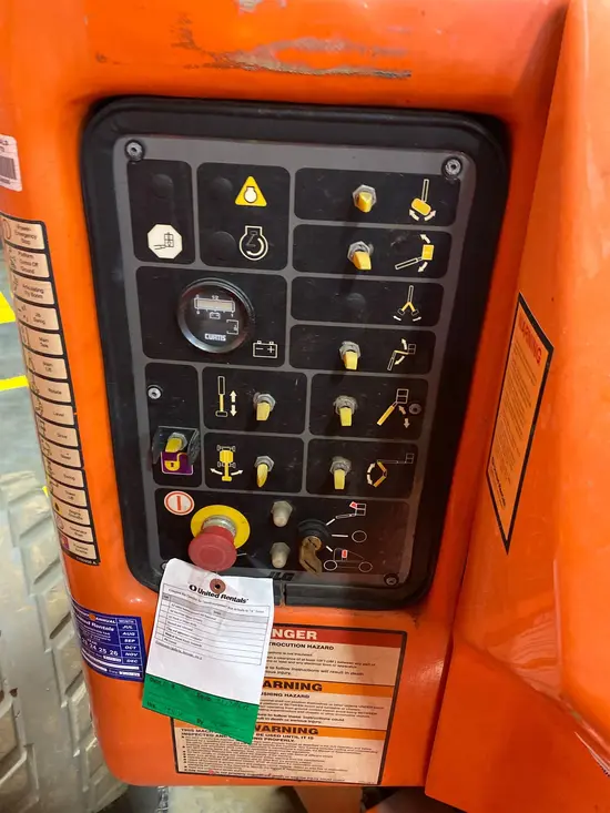 2014 JLG E450AJ Articulating Boom Lift
