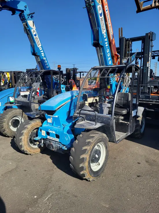 2015 Genie GTH-5519 Forklift