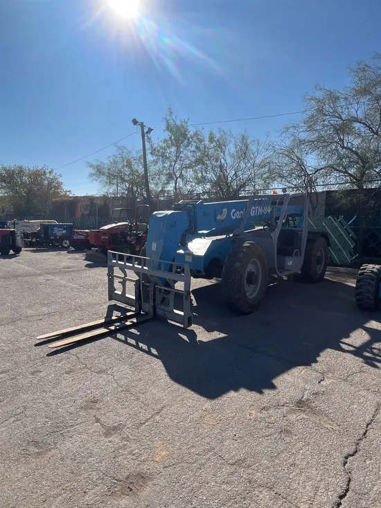 2013 Genie GTH-844 Forklift