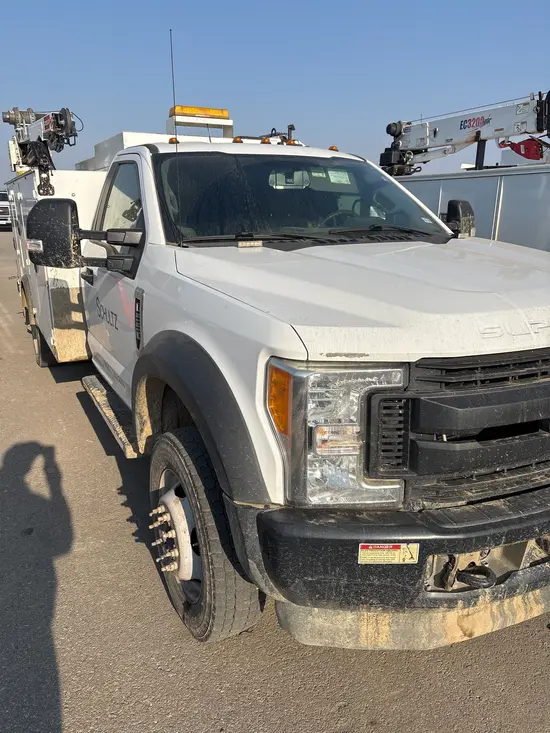 2017 Ford F550REGXLG4WD