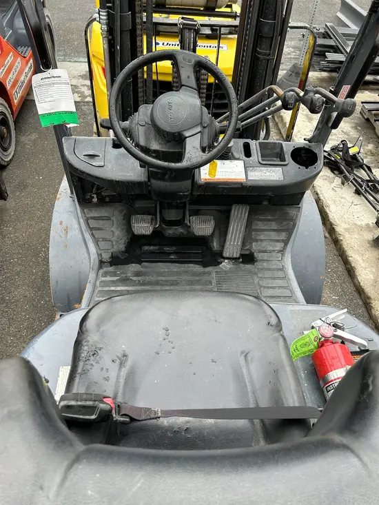 2016 Toyota 8FGU25 Warehouse Forklift