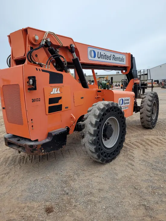 2016 SKYTRAK 6042 Forklift
