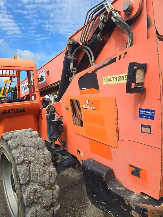 2016 SKYTRAK 10054 Forklift