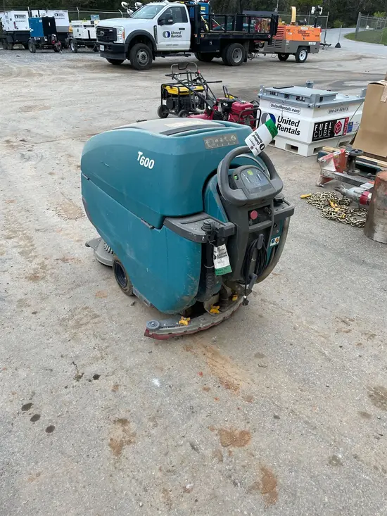2020 Tennant T600-28 Scrubber