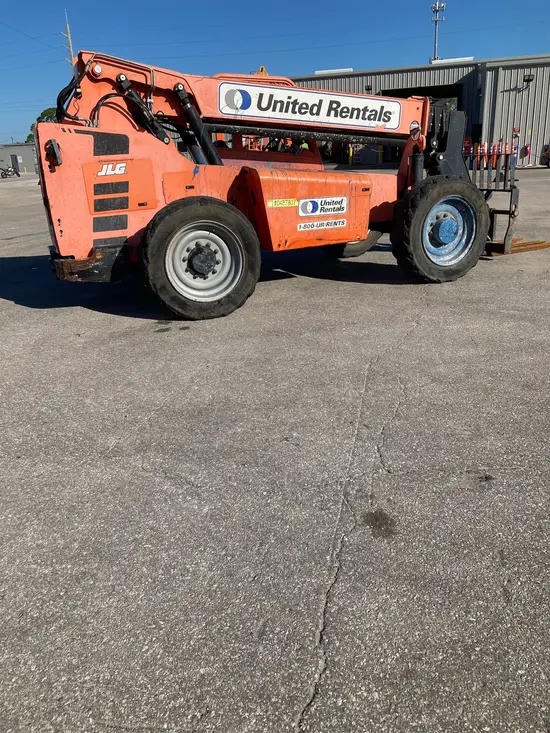 2016 SKYTRAK 6036 Forklift