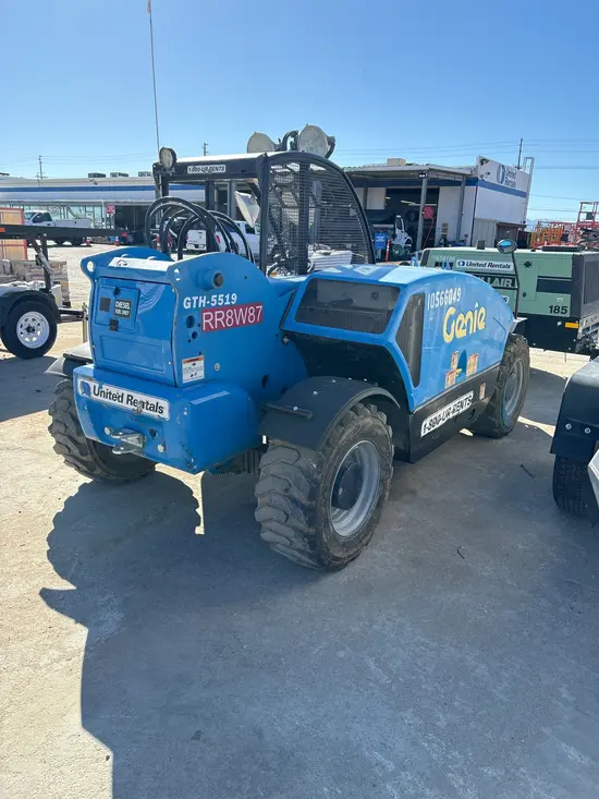 2017 Genie GTH-5519 Forklift
