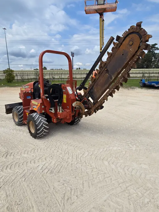 2018 Ditch Witch RT45 Ride-On Trencher