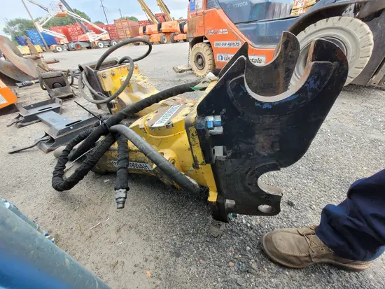 2019 Epiroc SB 452 Attachment