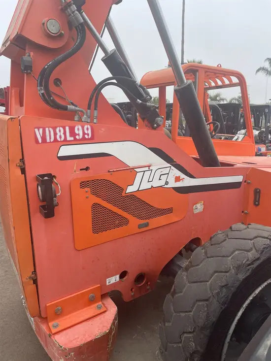2015 SKYTRAK 6042 Forklift