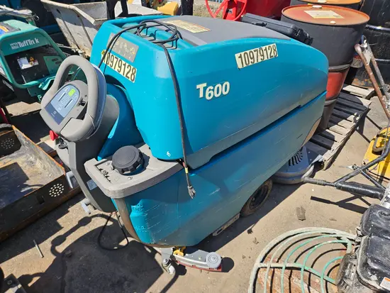 2019 Tennant T600-28 Scrubber