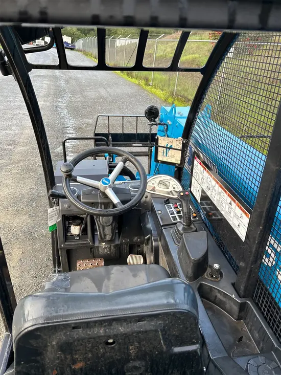 2017 Genie GTH-5519 Forklift