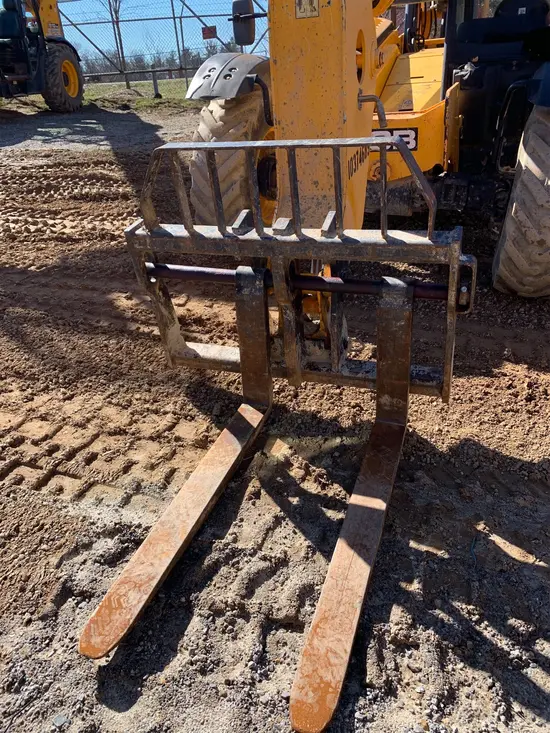 2015 JCB 507-42 Forklift