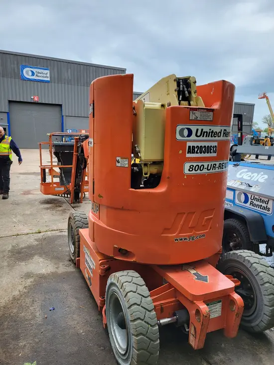 2014 JLG E300AJP Articulating Boom Lift