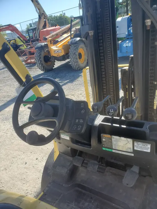 2017 HYSTER H50FT Warehouse Forklift