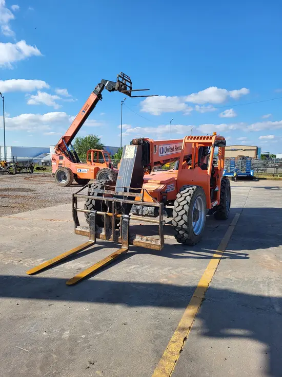 2017 SKYTRAK 8042 Forklift