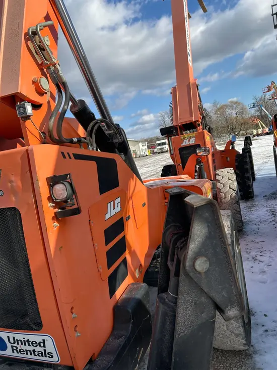 2017 SKYTRAK 8042 Forklift