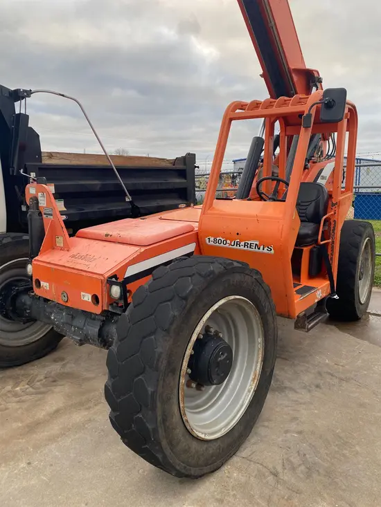 2015 SKYTRAK 8042 Forklift