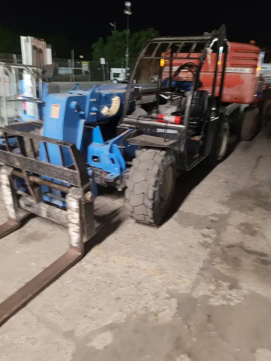 2017 Genie GTH-5519 Forklift