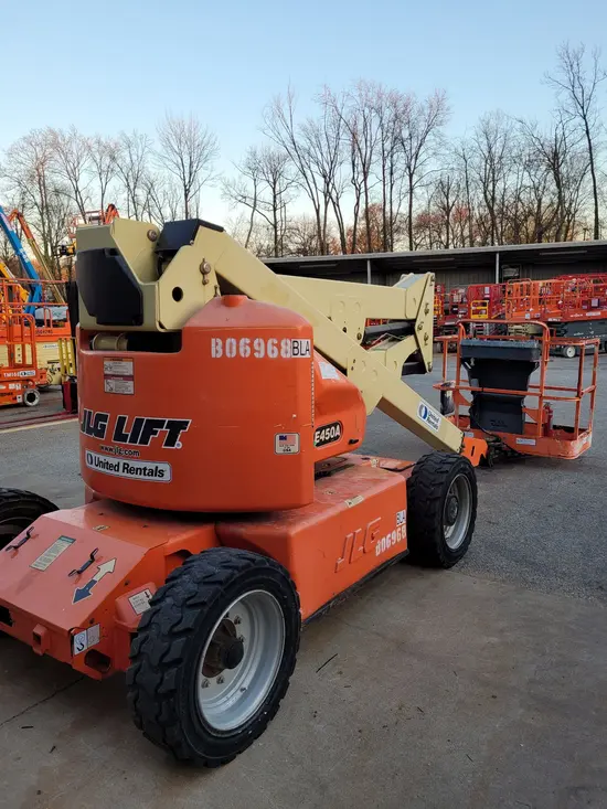 2014 JLG E450A Articulating Boom Lift
