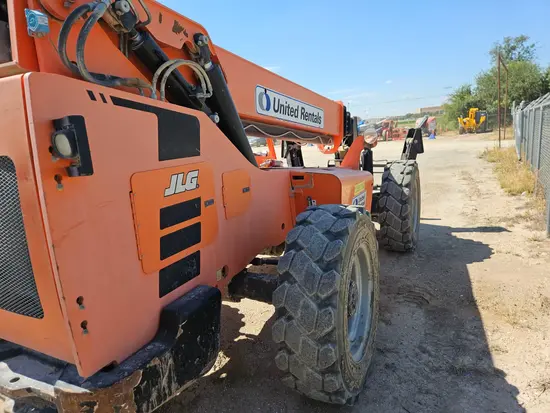 2017 SKYTRAK 10054 Forklift