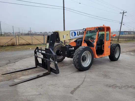 2014 JLG G6-42A Forklift