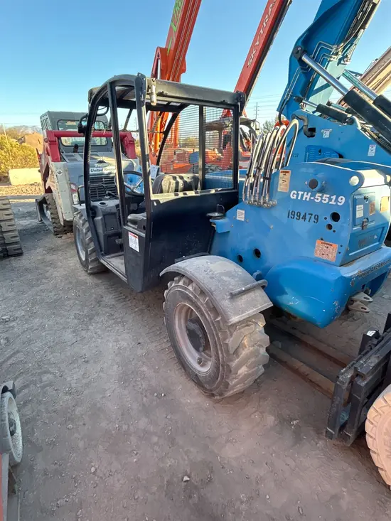 2017 Genie GTH-5519 Forklift